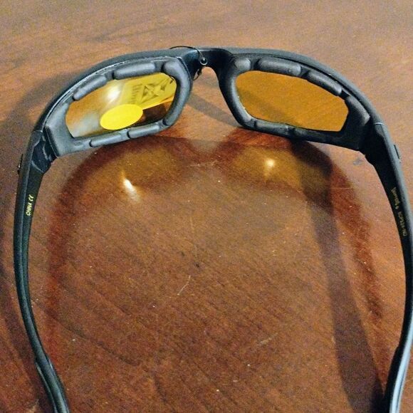 Choppers Black and Gold Sunglasses - Picture 4 of 6